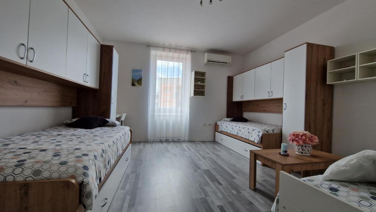 Sun Kissed Apartment Koper Exterior foto